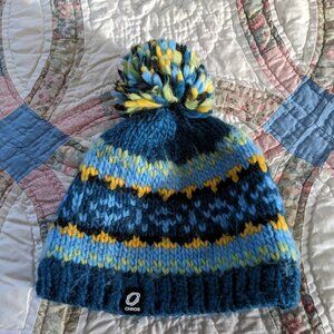 Chaos pom-pom hat - fleece lined inside band